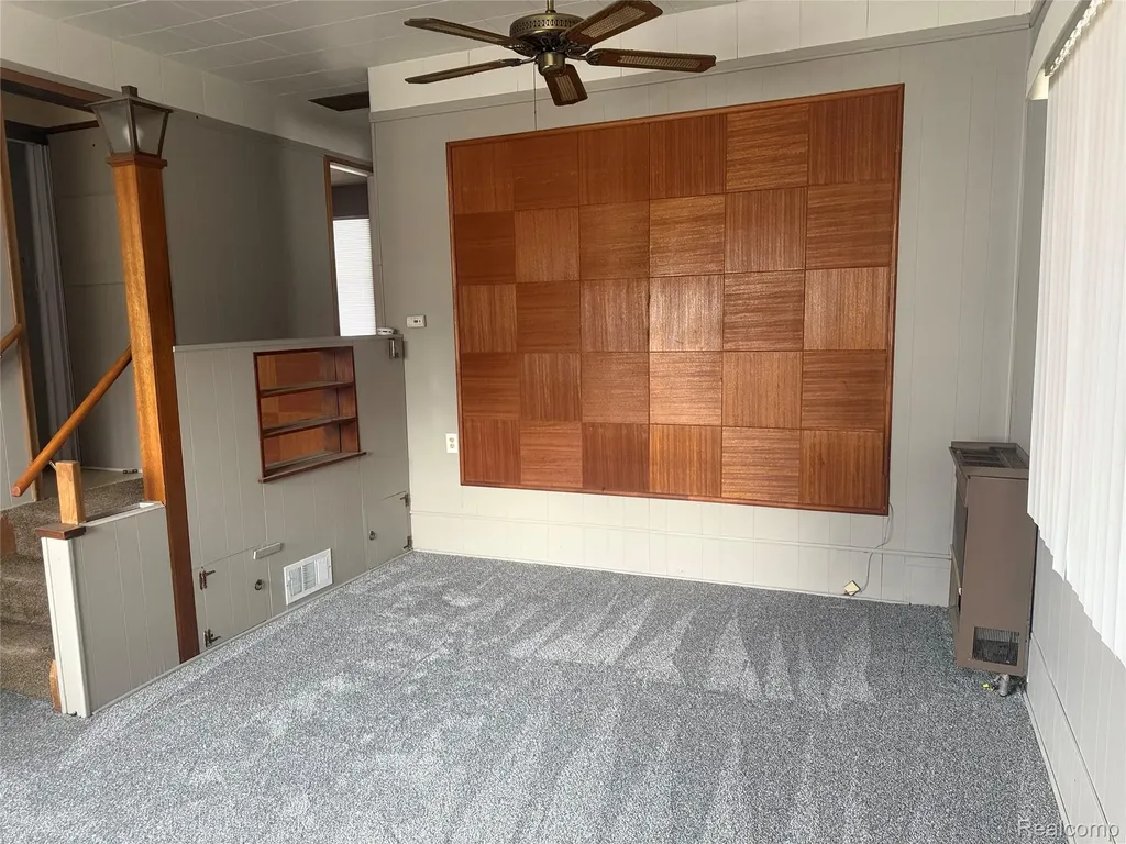 21819 Shakespeare Avenue Eastpointe City MI 48021
