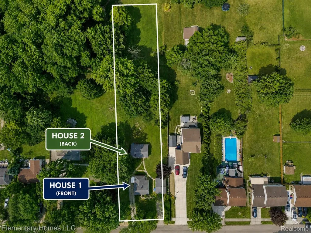 31709 Grove Fraser City MI 48026