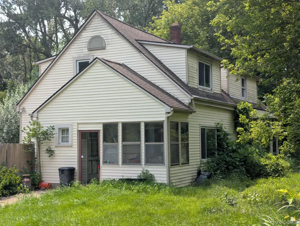 4054 W Rattalee Lake Road Rose Township MI 48442