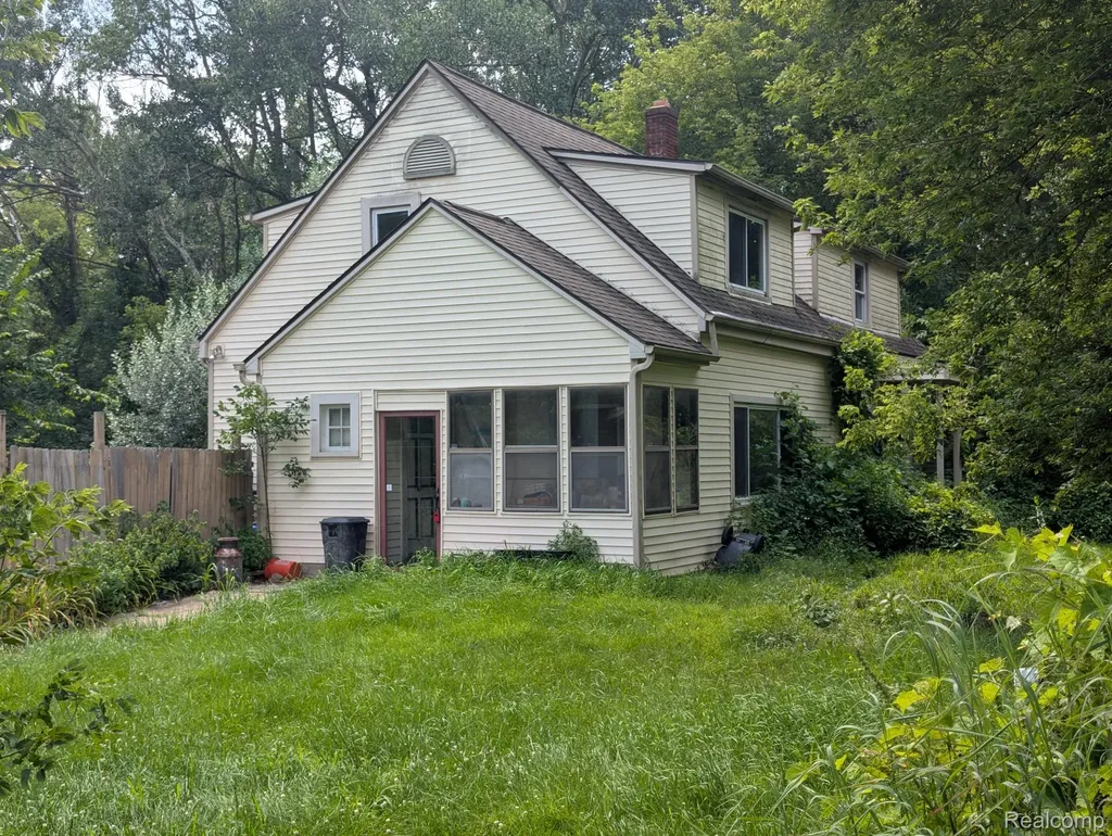 4054 W Rattalee Lake Road Rose Township MI 48442