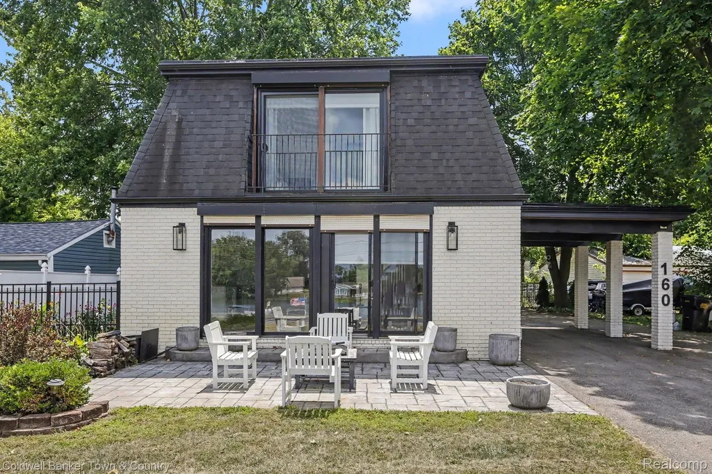 160 E Shore Drive Northfield Township MI 48189