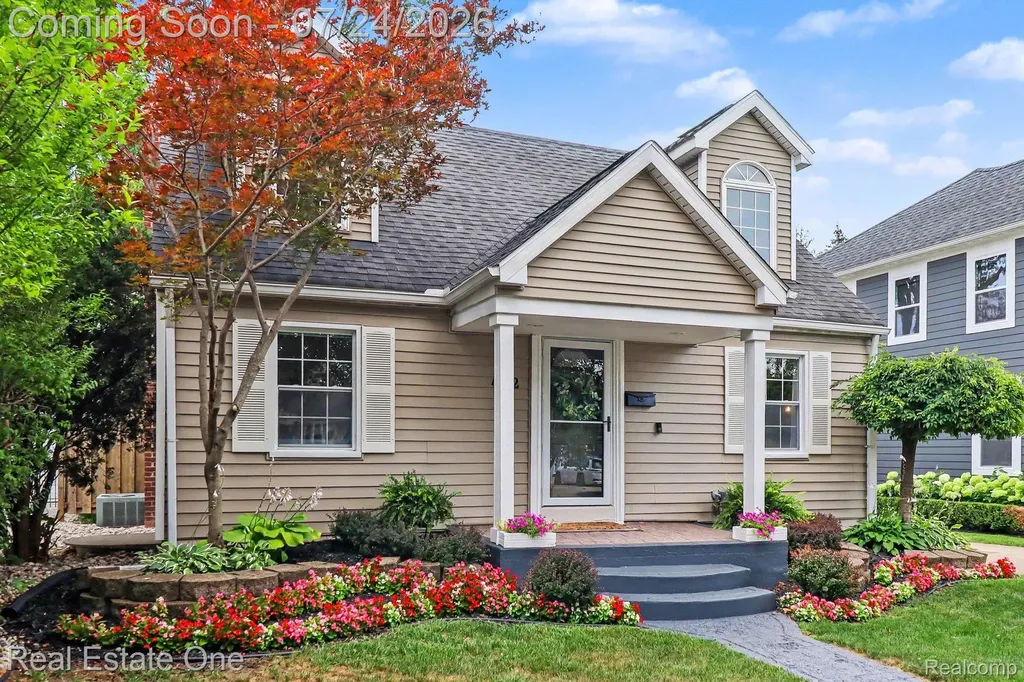 432 Sunset Street Plymouth City MI 48170