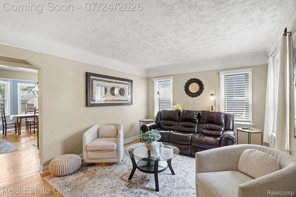 432 Sunset Street Plymouth City MI 48170