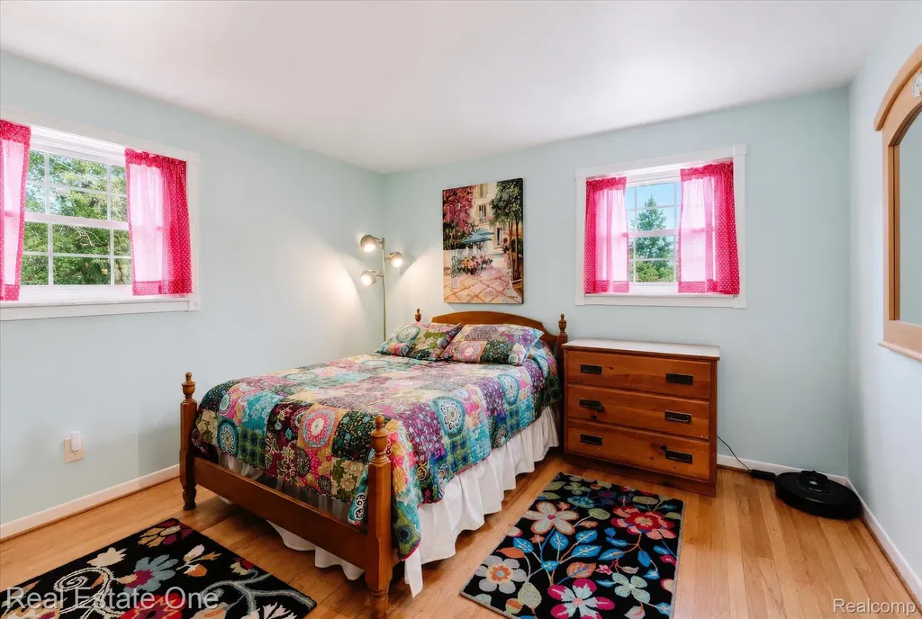 148 Clair Hill Drive Rochester Hills City MI 48309