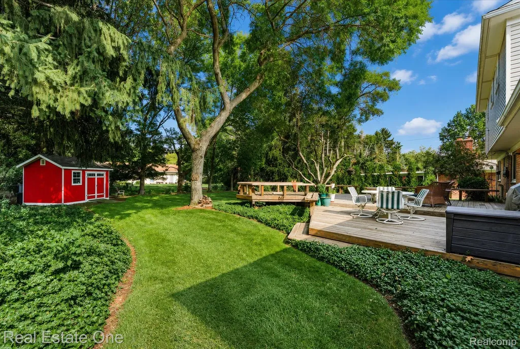 148 Clair Hill Drive Rochester Hills City MI 48309