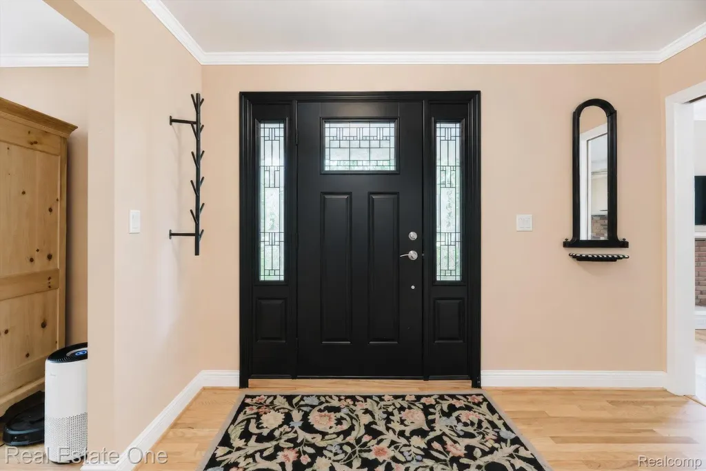 148 Clair Hill Drive Rochester Hills City MI 48309