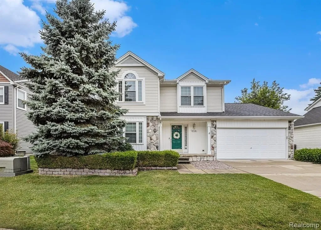 47114 Scarlet Drive S Novi City MI 48374