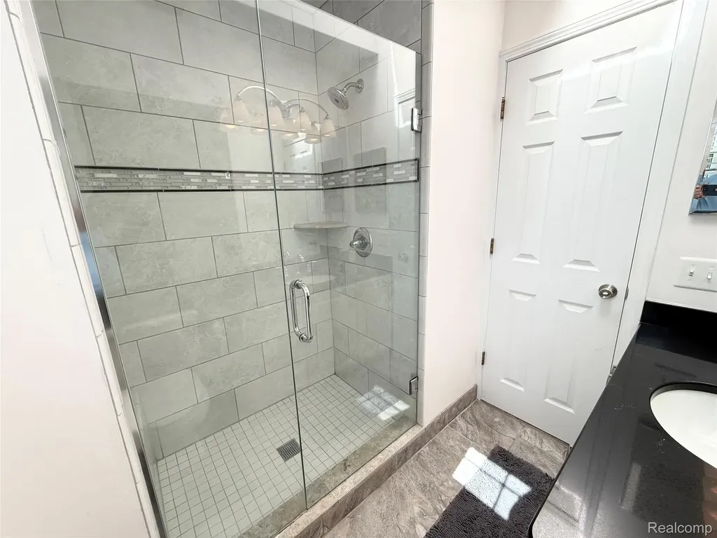 47114 Scarlet Drive S Novi City MI 48374