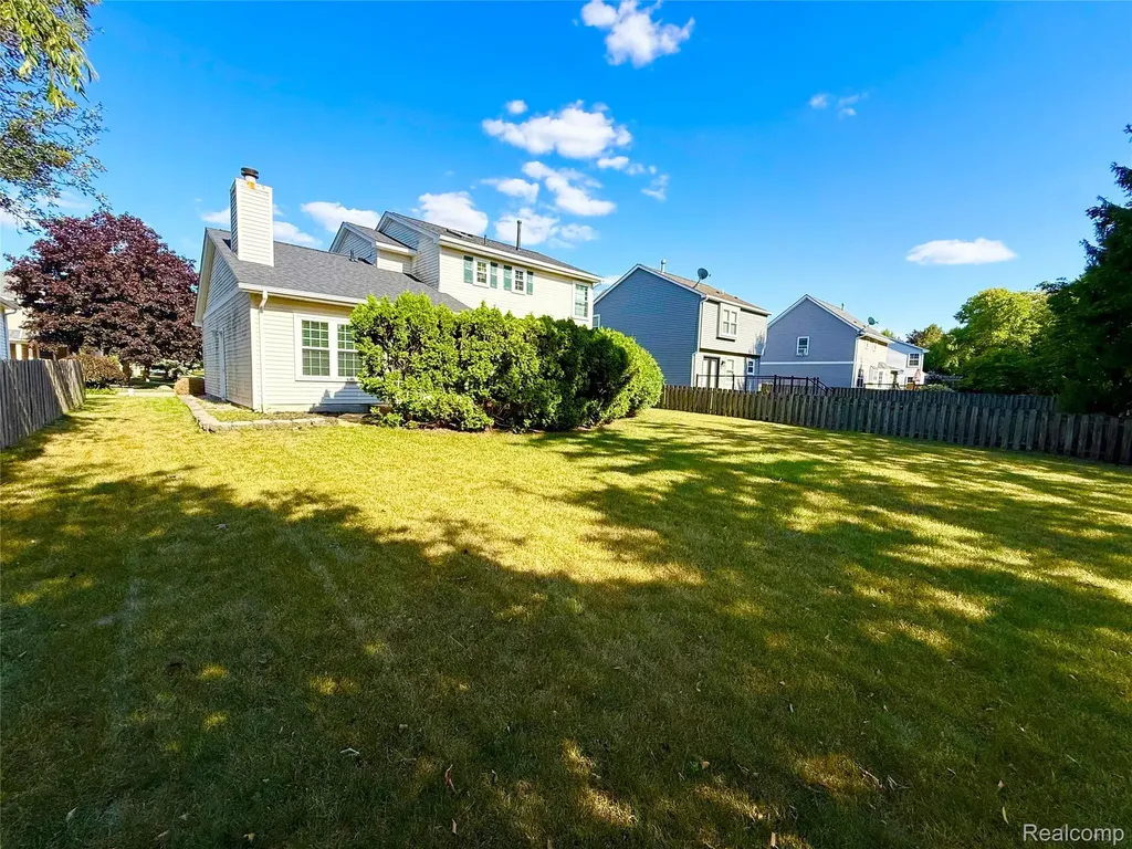 47114 Scarlet Drive S Novi City MI 48374