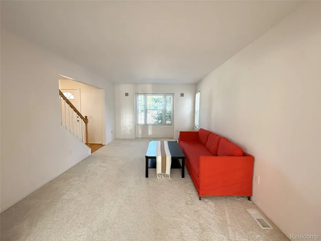 47114 Scarlet Drive S Novi City MI 48374