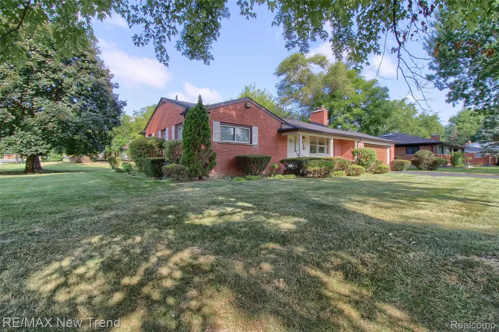 28311 Kirkside Lane Farmington Hills City MI 48334