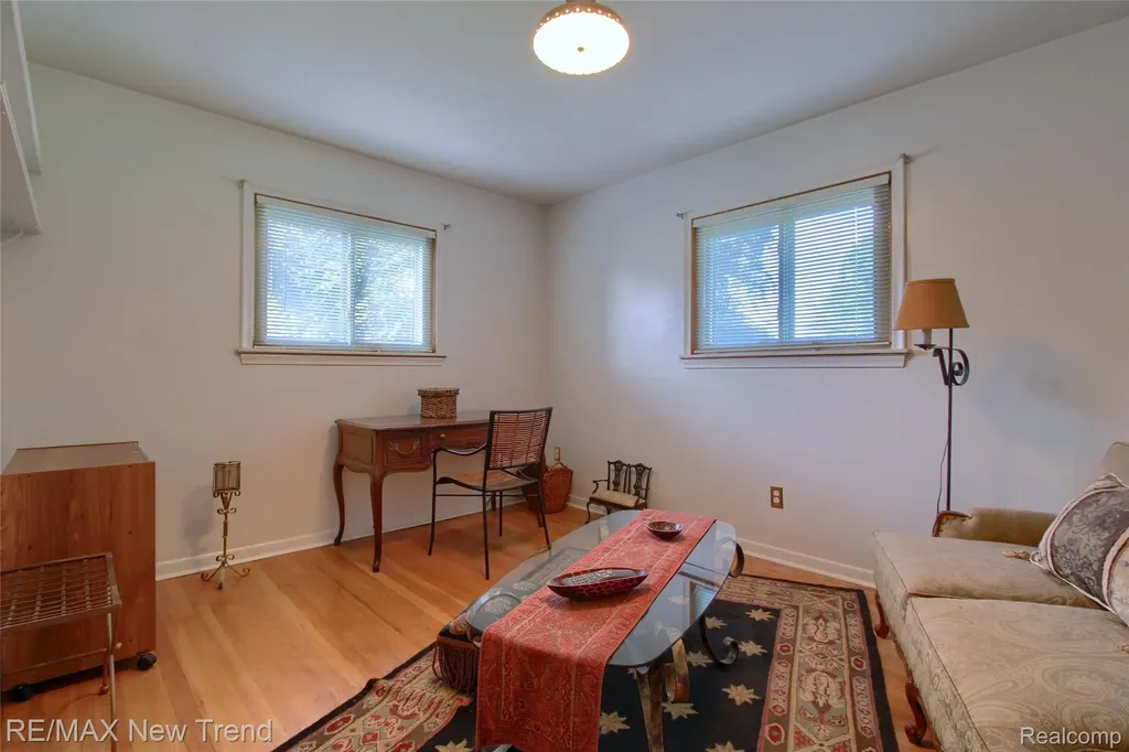 28311 Kirkside Lane Farmington Hills City MI 48334