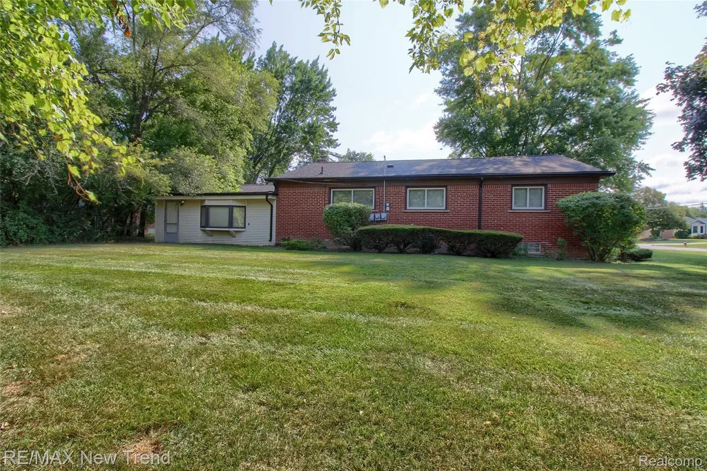 28311 Kirkside Lane Farmington Hills City MI 48334