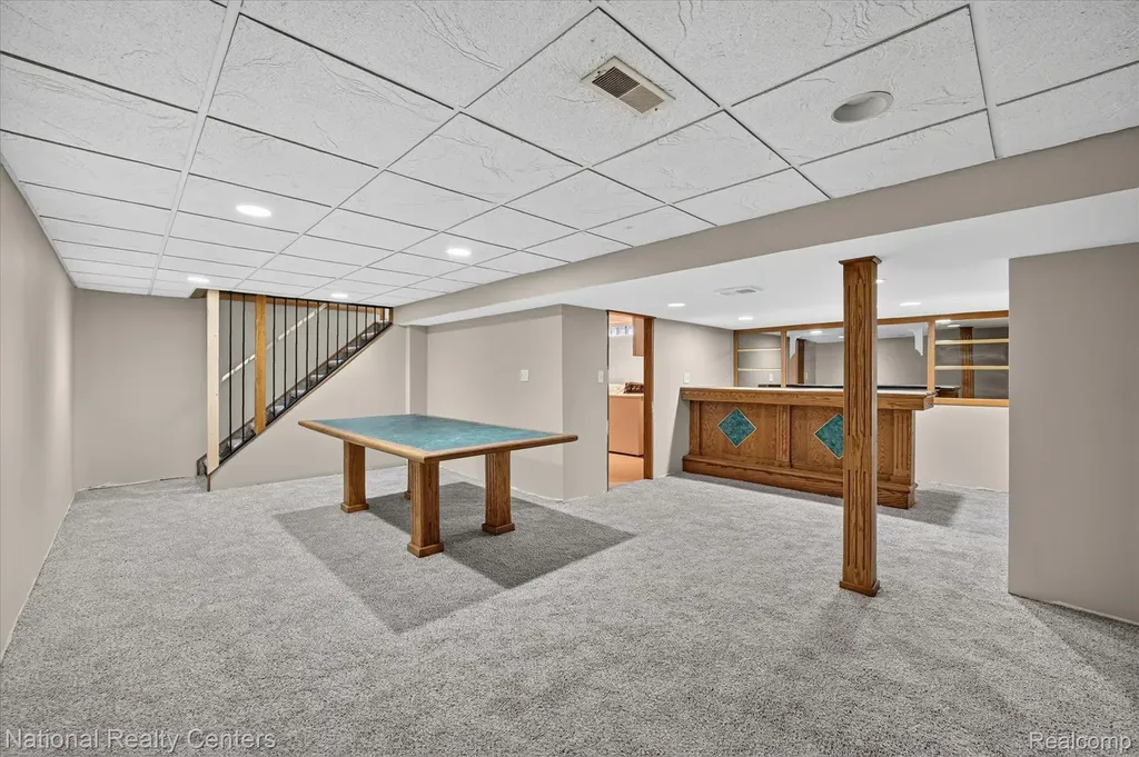 154 Darwin Street Westland City MI 48186