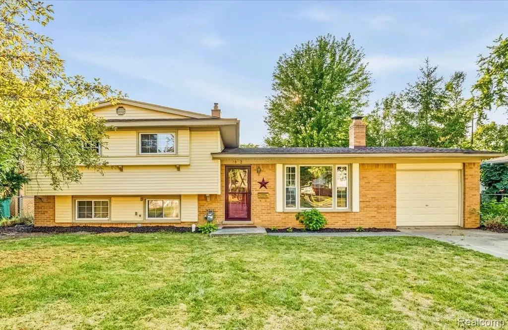 1082 Borgstrom Avenue Ypsilanti Charter Township MI 48198