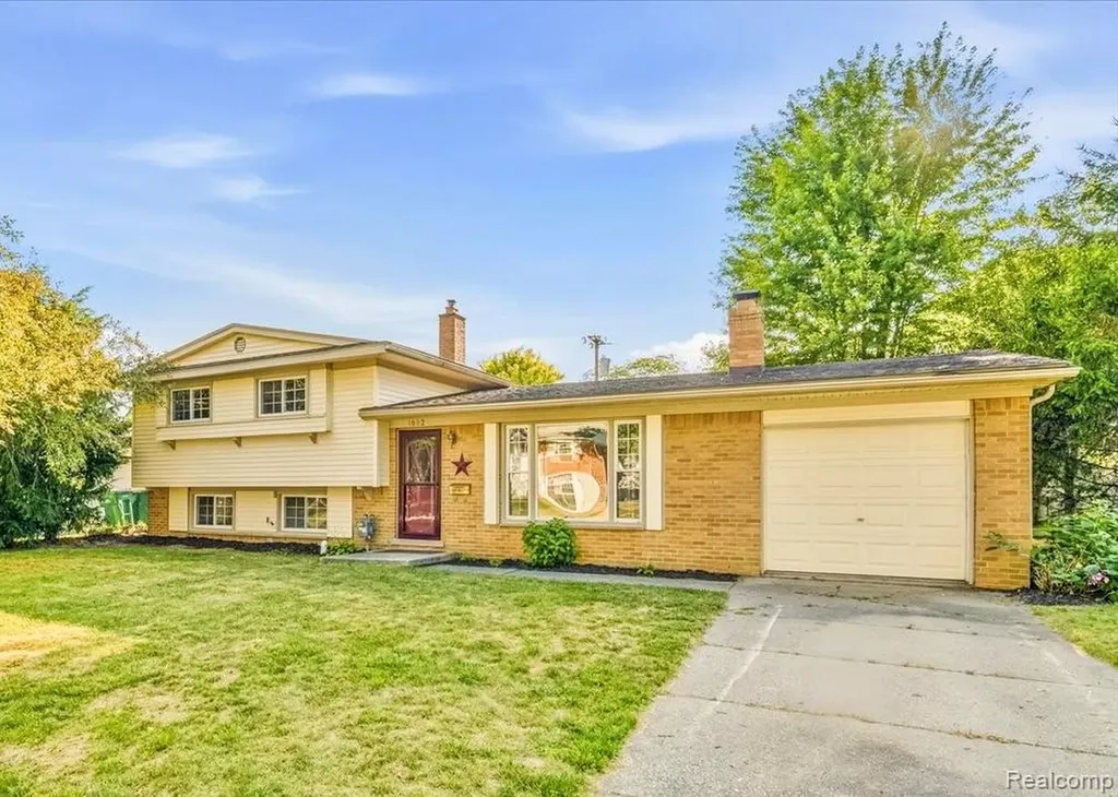 1082 Borgstrom Avenue Ypsilanti Charter Township MI 48198