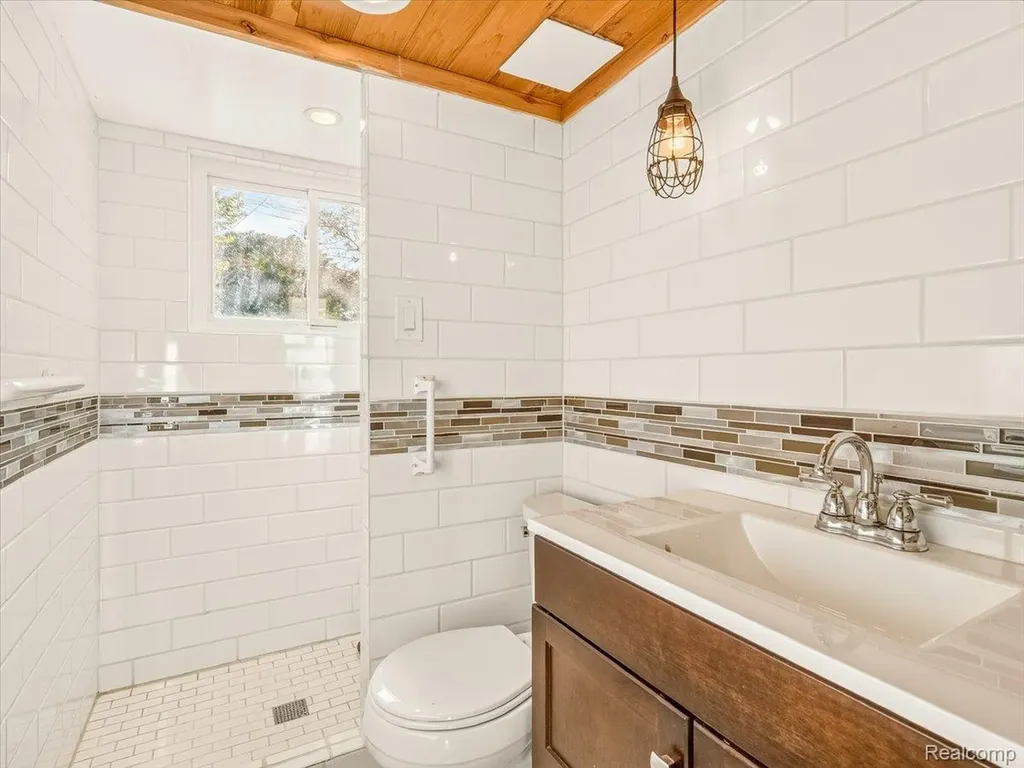 1082 Borgstrom Avenue Ypsilanti Charter Township MI 48198