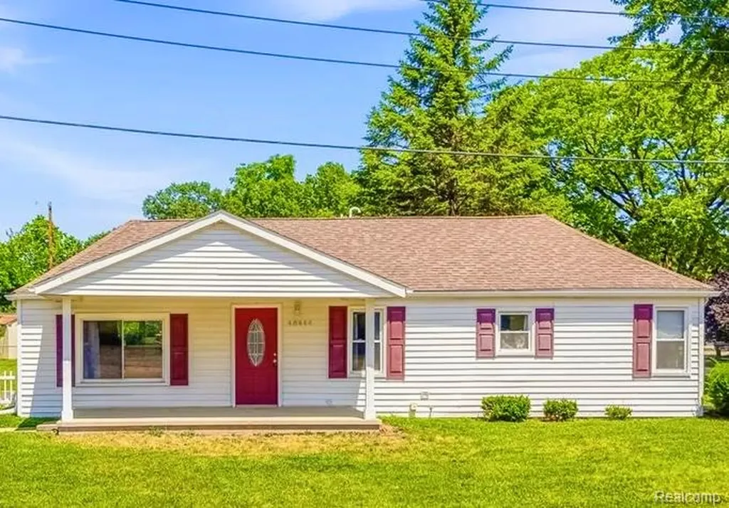 48444 Ellen Street Van Buren Charter Township MI 48111
