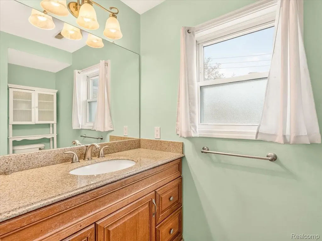 48444 Ellen Street Van Buren Charter Township MI 48111