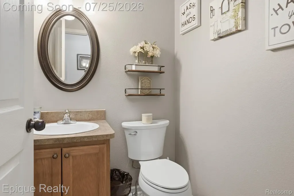 32201 Chatham Street New Haven Village MI 48048