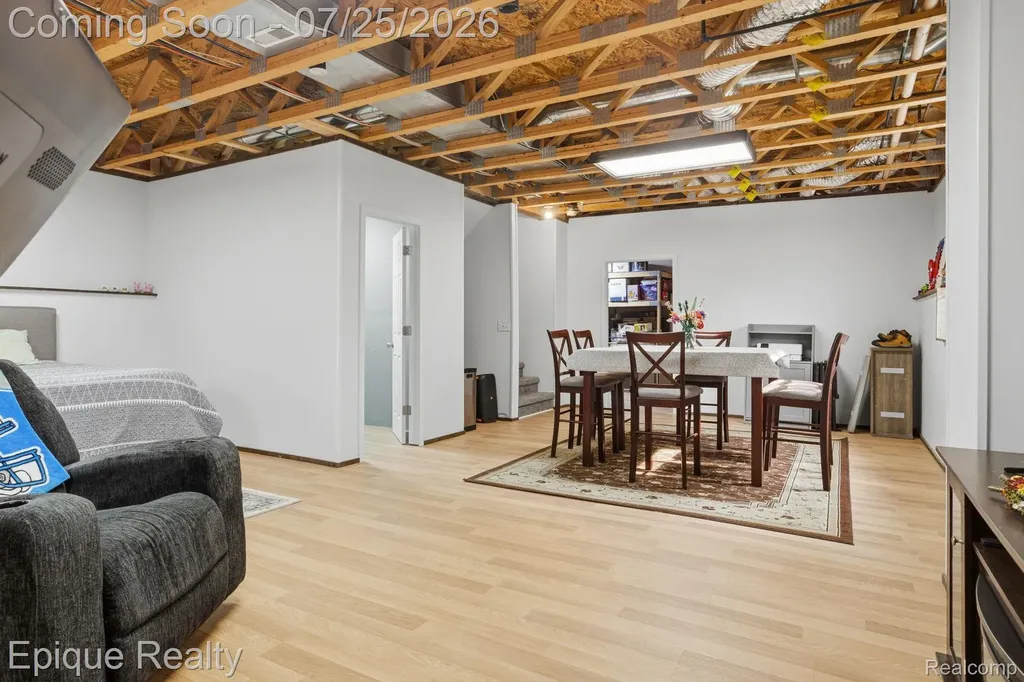 32201 Chatham Street New Haven Village MI 48048