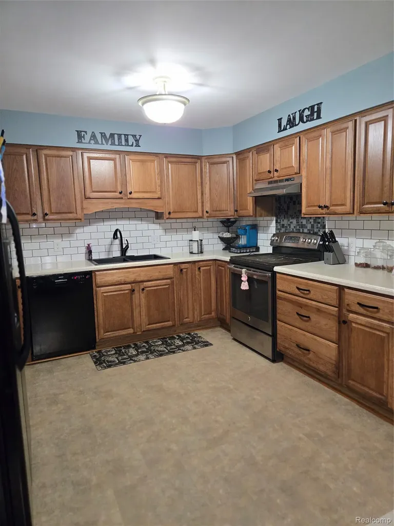 760 Moff Drive Deerfield Township MI 48421