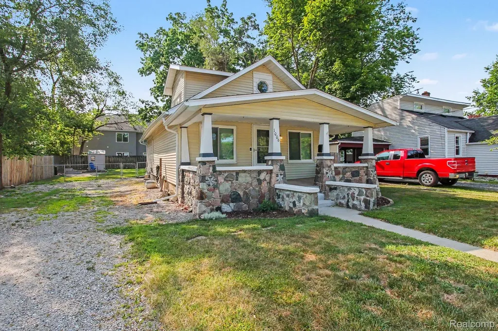 1006 Granger Street Fenton City MI 48430
