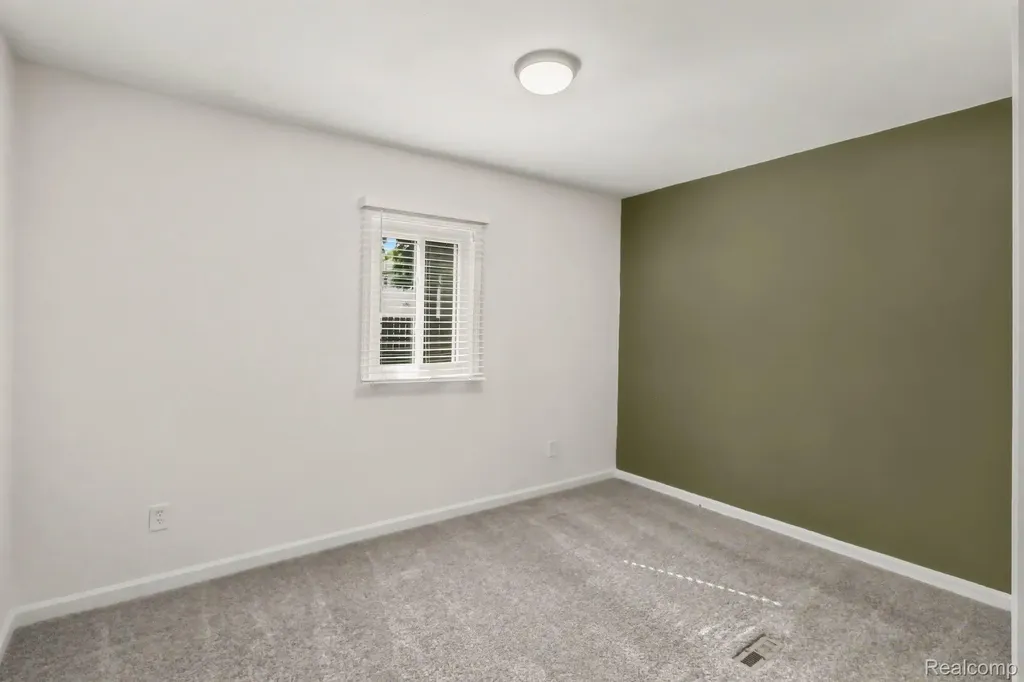 1006 Granger Street Fenton City MI 48430