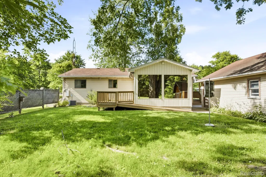 4181 Maes Drive Port Huron Charter Township MI 48060