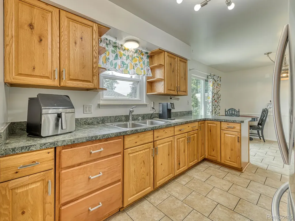 21701 Wick Road Taylor City MI 48180