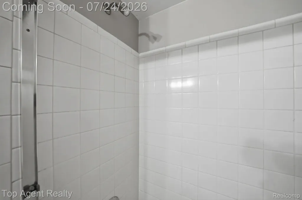 43835 Coachmaker Drive Sterling Heights City MI 48313
