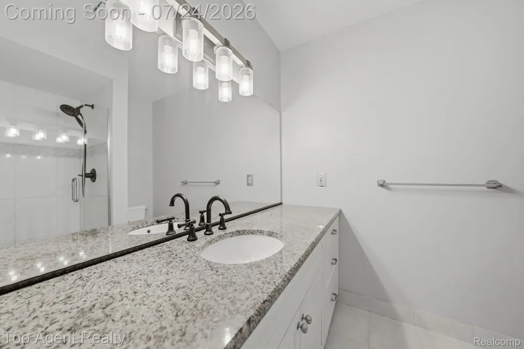 43835 Coachmaker Drive Sterling Heights City MI 48313