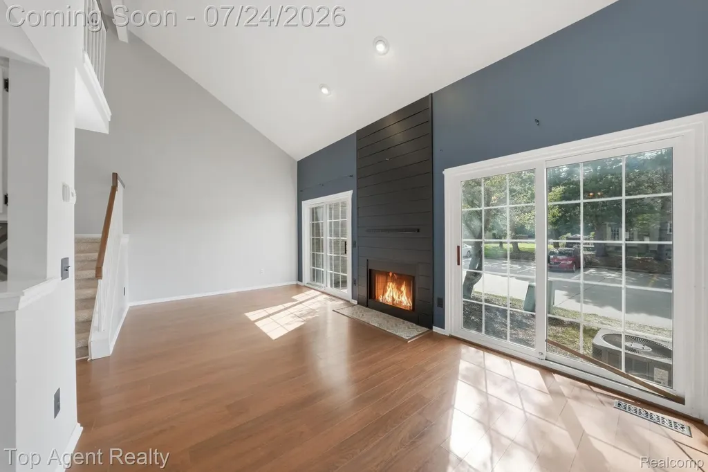 43835 Coachmaker Drive Sterling Heights City MI 48313