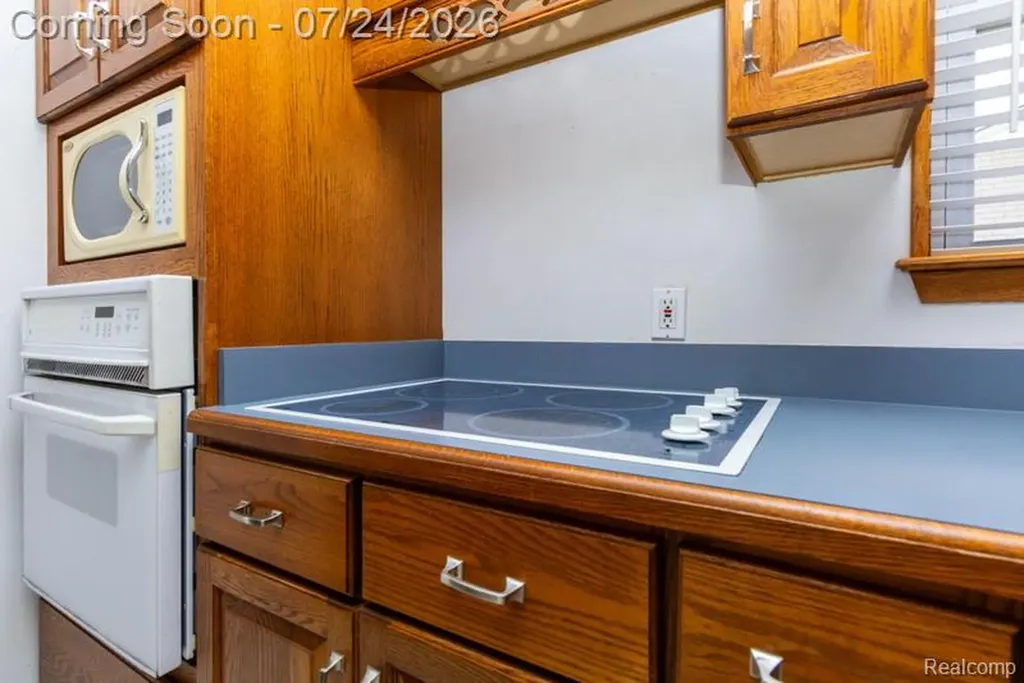 20633 Lockwood Street Taylor City MI 48180