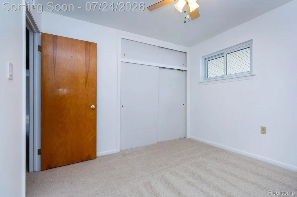 20633 Lockwood Street Taylor City MI 48180