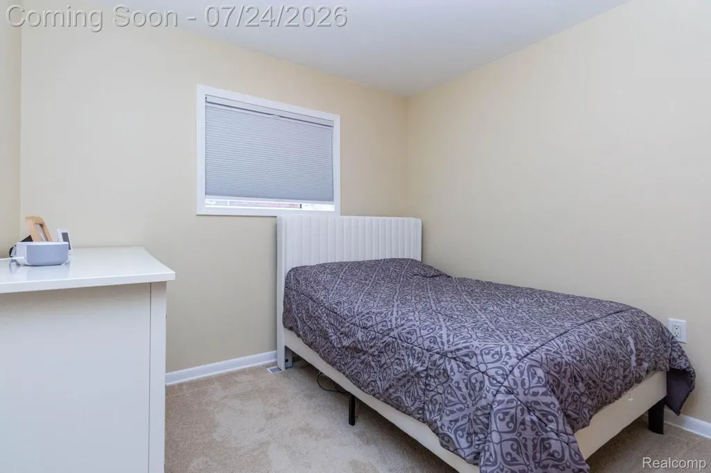 20633 Lockwood Street Taylor City MI 48180