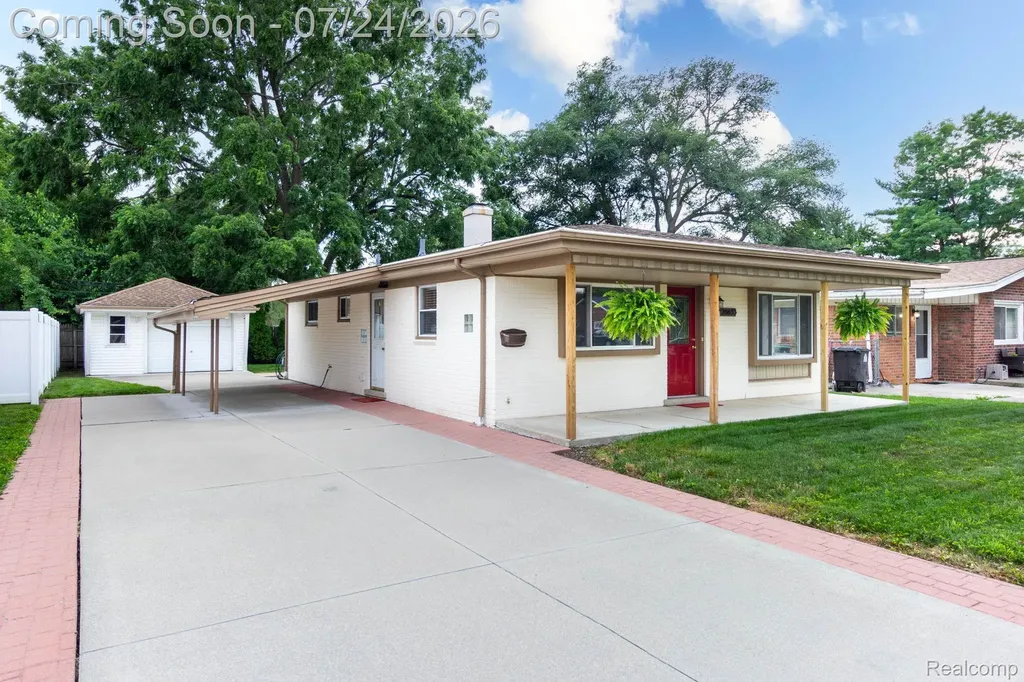 20633 Lockwood Street Taylor City MI 48180