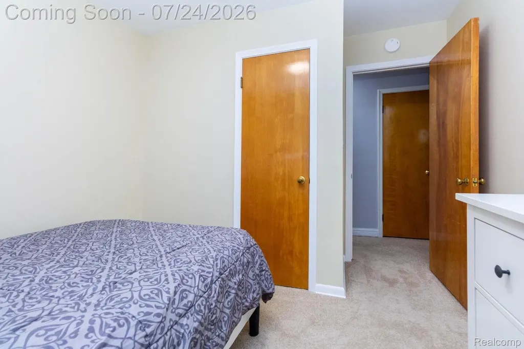 20633 Lockwood Street Taylor City MI 48180