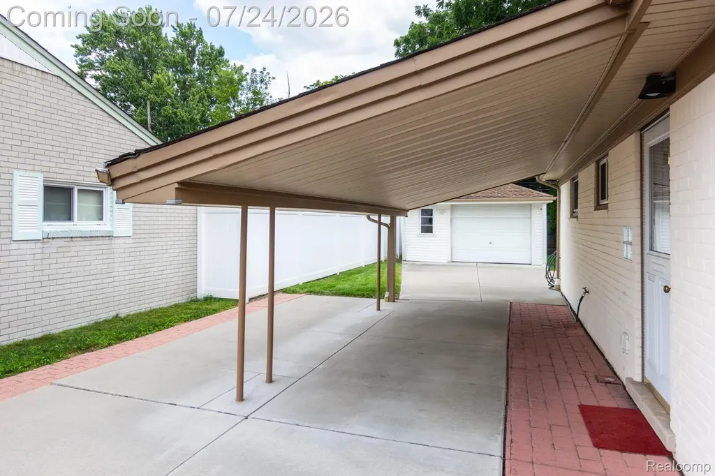 20633 Lockwood Street Taylor City MI 48180