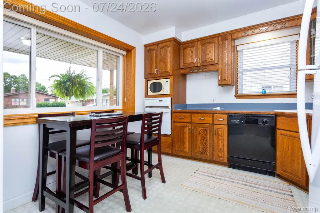 20633 Lockwood Street Taylor City MI 48180