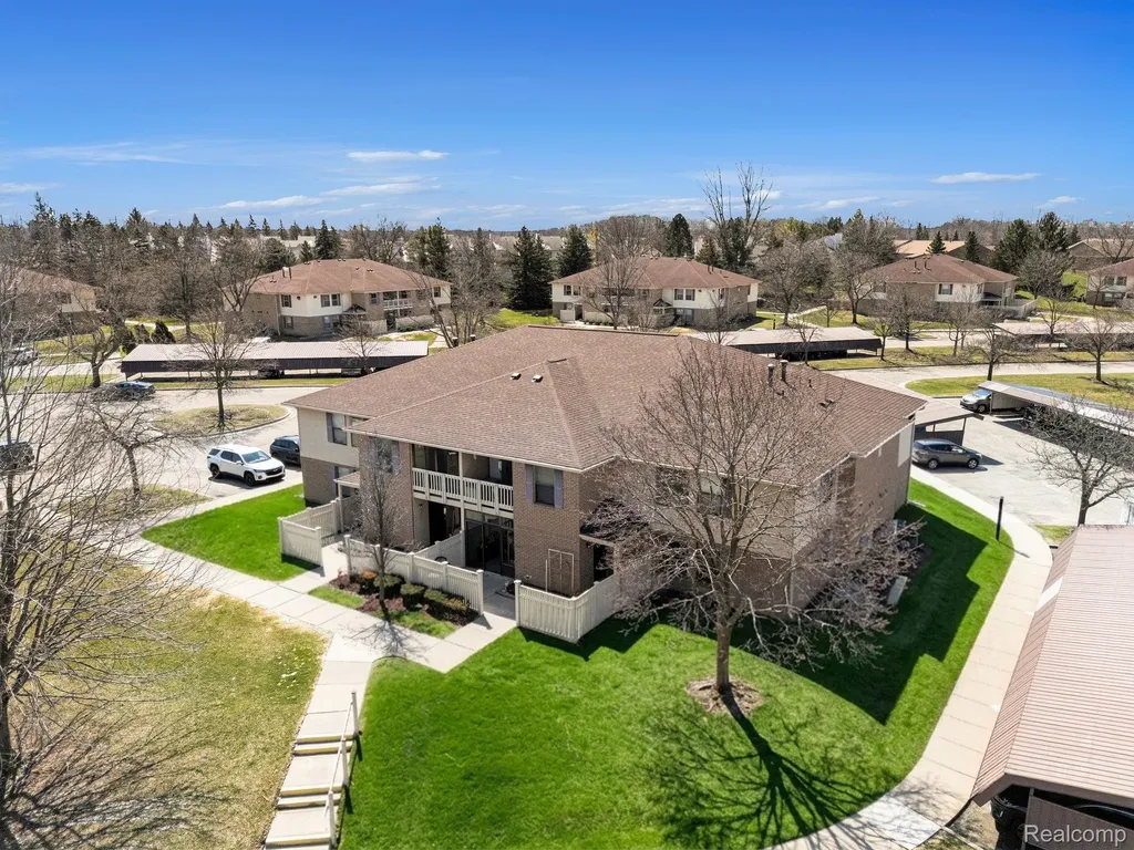 61154 Greenwood Drive South Lyon City MI 48178