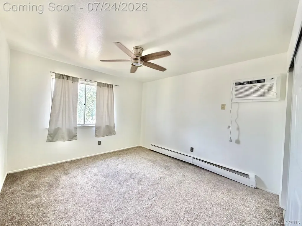 26305 W 7 Mile Road Redford Charter Township MI 48240