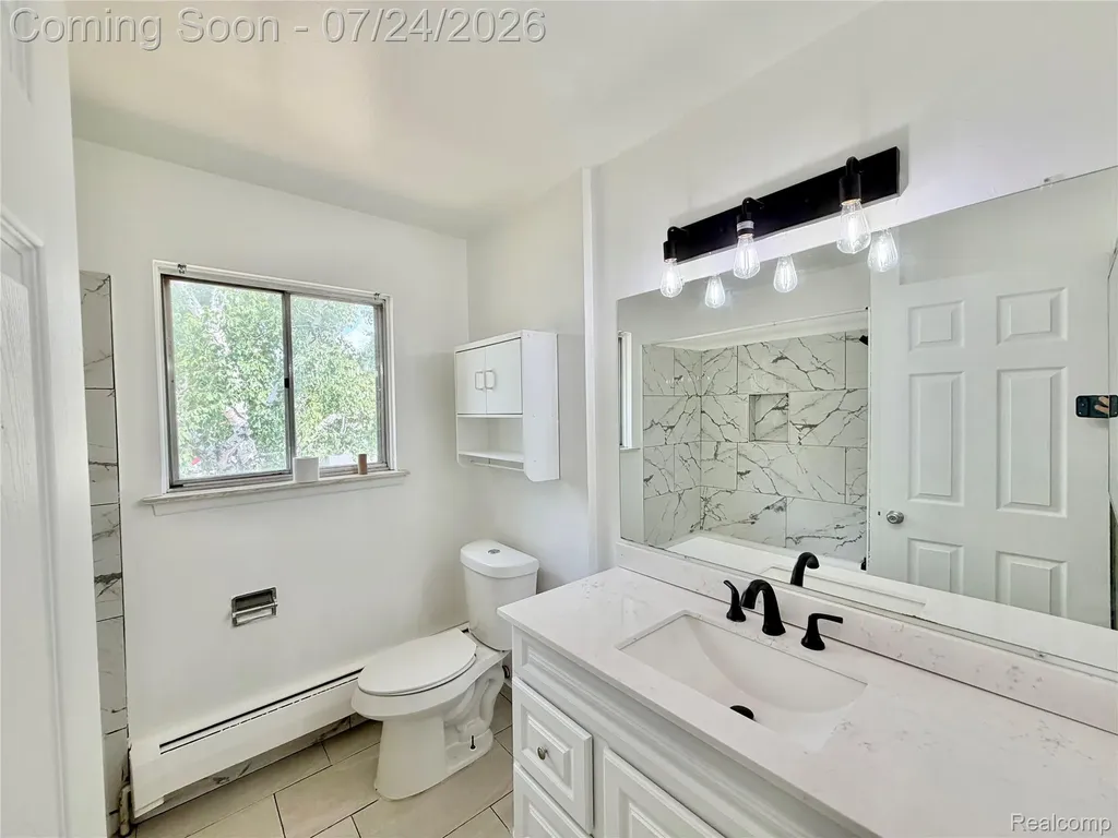26305 W 7 Mile Road Redford Charter Township MI 48240