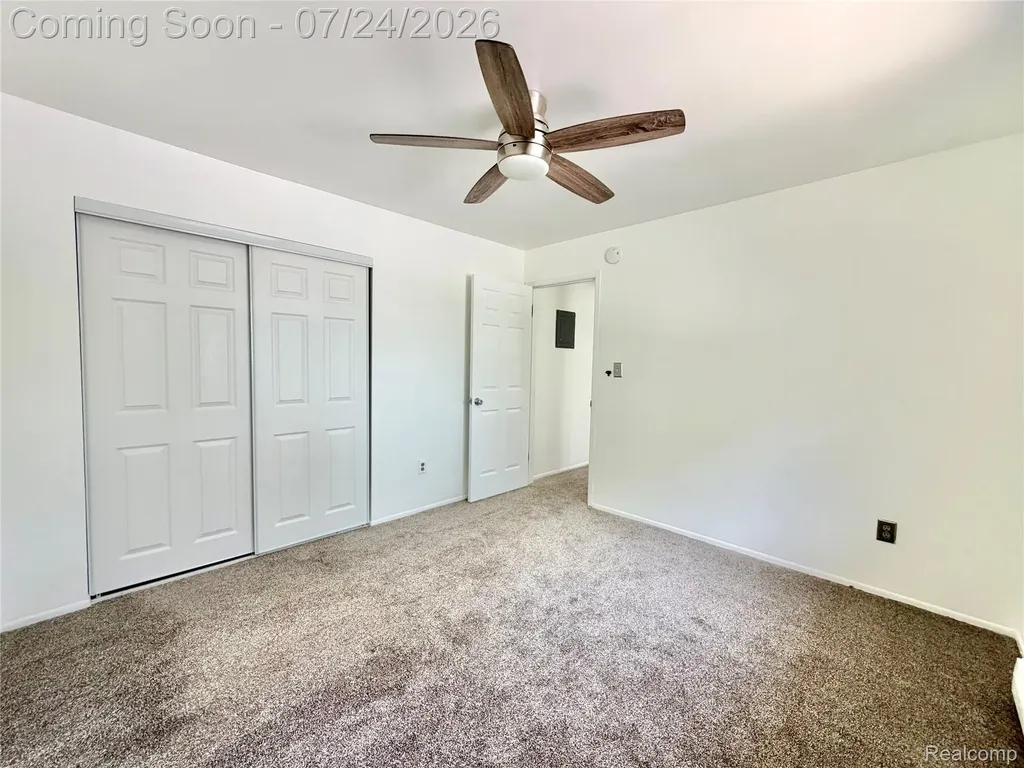 26305 W 7 Mile Road Redford Charter Township MI 48240