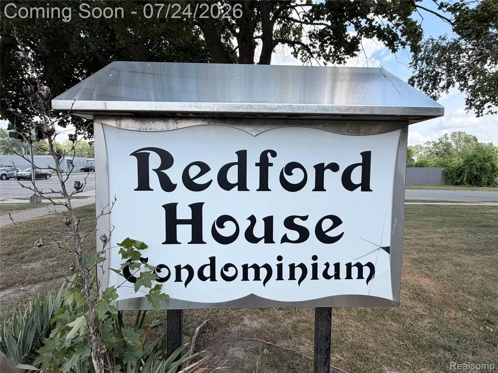 26305 W 7 Mile Road Redford Charter Township MI 48240