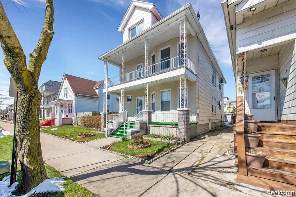 3135 Belmont Street Hamtramck City MI 48212