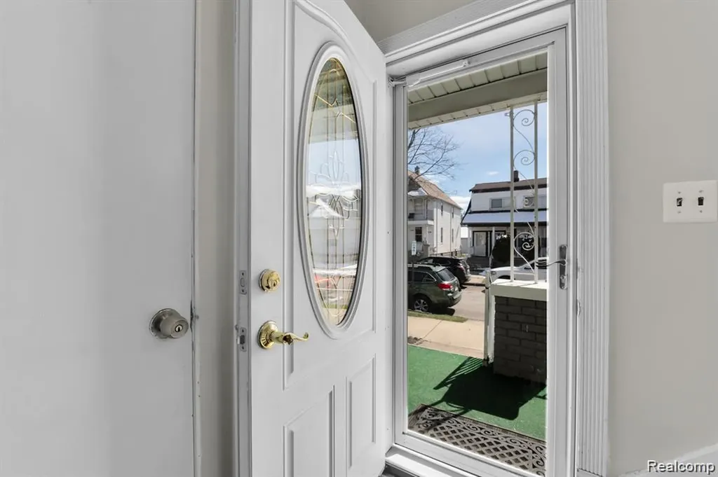 3135 Belmont Street Hamtramck City MI 48212