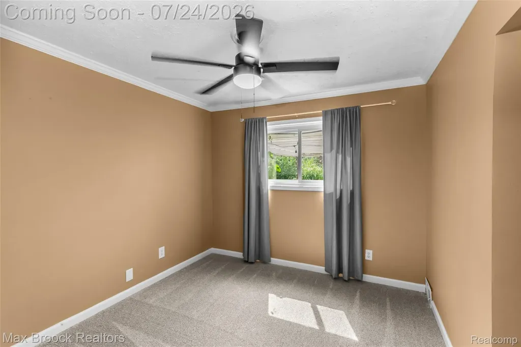 30723 Lonnie Boulevard Westland City MI 48185