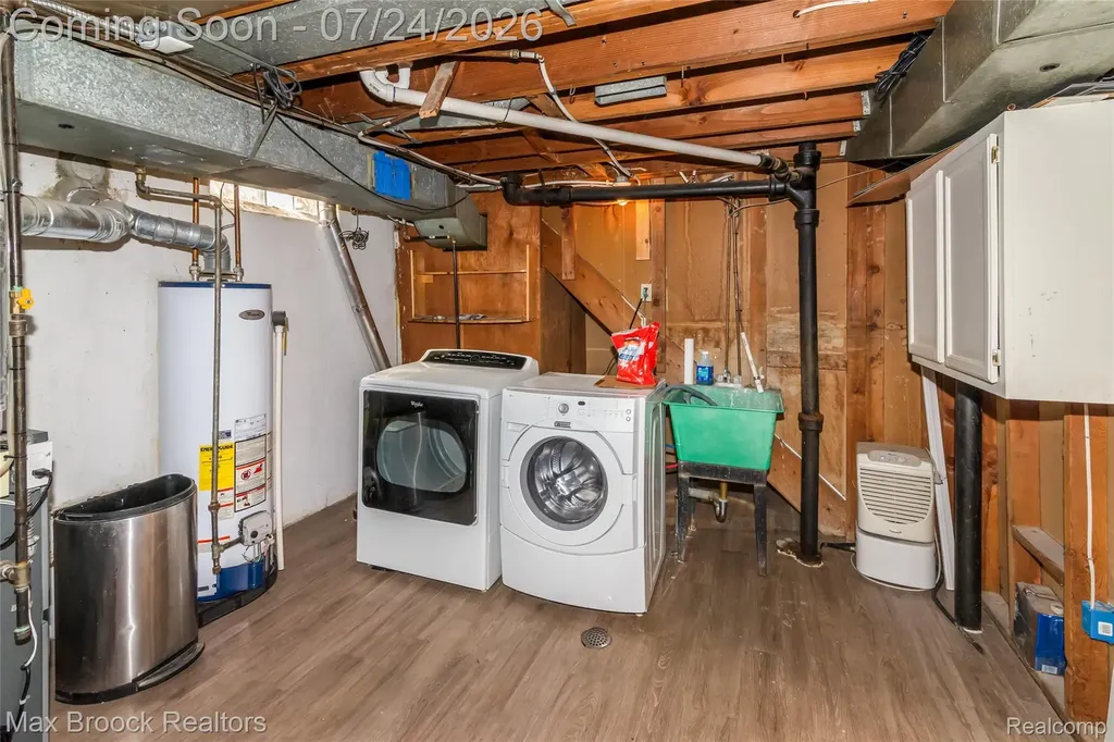 30723 Lonnie Boulevard Westland City MI 48185