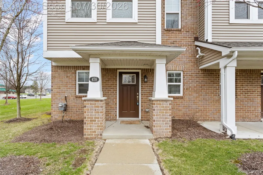 478 N Wixom Road Wixom City MI 48393